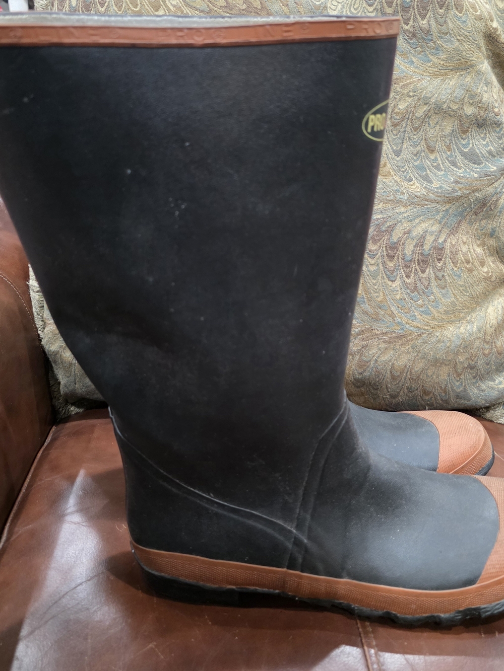 LINE Men’s Black and Brown Waterproof Rubber Rain Boots - Picture 6 of 8